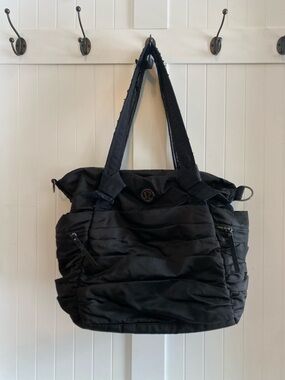 Lululemon Black Gym Tote Bag (READ DESCRIPTION)